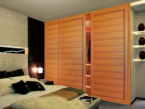 如何買到既實(shí)用又實(shí)惠的實(shí)木衣柜？看這七點(diǎn)就夠了